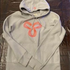 ARITZIA / TNA PULL OVER HOODIE